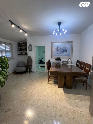 גג/ פנטהאוז, עיר, מרכז העיר, נהריה