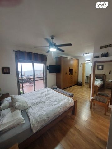 גג/ פנטהאוז, עיר, מרכז העיר, נהריה