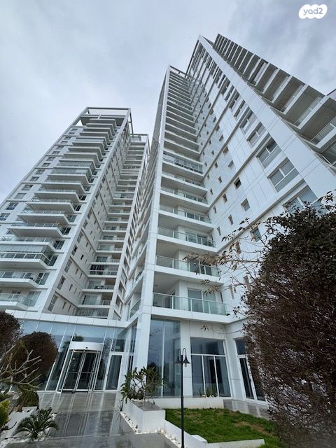 דירה, שדרות רחבעם זאבי, גבעת אולגה, חדרה