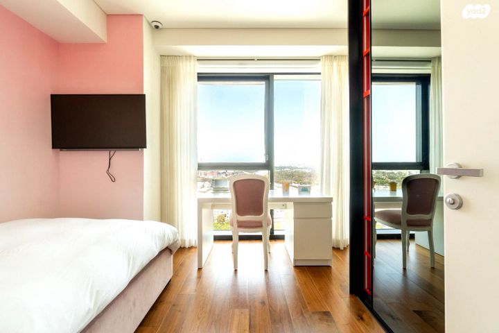 דופלקס, תל אביב יפו