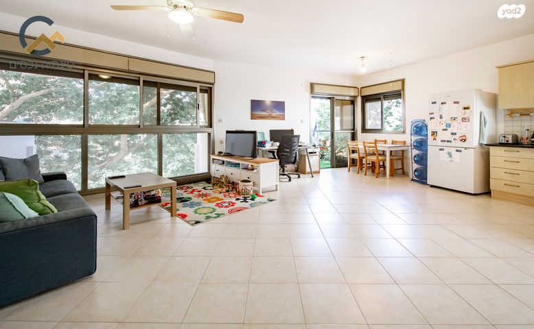 דירה, מגדיאל, הוד השרון