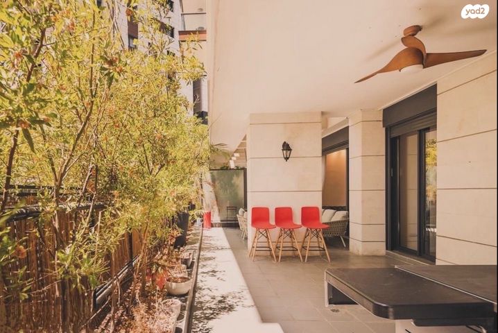 דירת גן, החשמונאים 96, גני שרונה, קרית הממשלה, תל אביב יפו