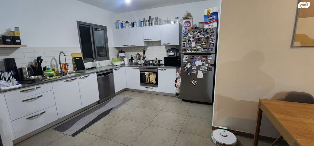 דירה, אלברט איינשטיין, פסגות אפק, ראש העין