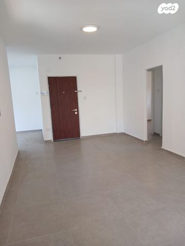 דירה, השר שפירא, בת ים