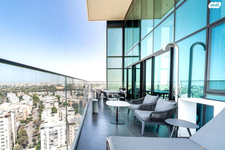 דופלקס, תל אביב יפו