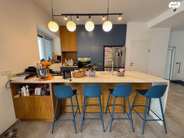 דירה, שדרות רחבעם זאבי, גבעת אולגה, חדרה