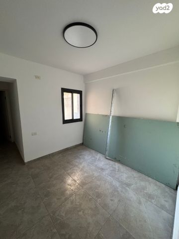 דירת גן, סנהדרין 50, שכונה ד', באר שבע