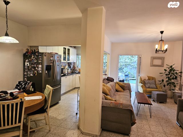 בית פרטי/ קוטג', אסא קדמוני, נווה ברבור, כפר שלם מערב, תל אביב יפו