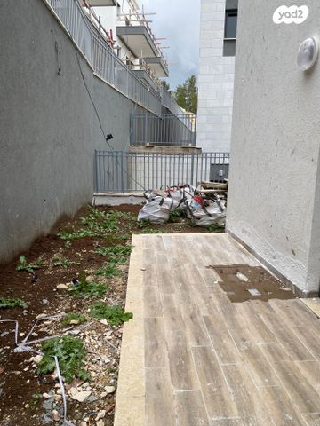 דירת גן, אשכולות, יפה נוף, מעלות תרשיחא