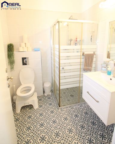 דירה, הרצליה