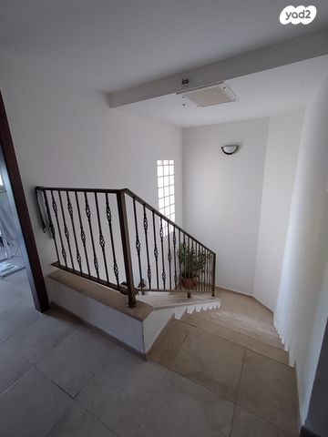 דופלקס, משה רחמילביץ', פסגת זאב, ירושלים