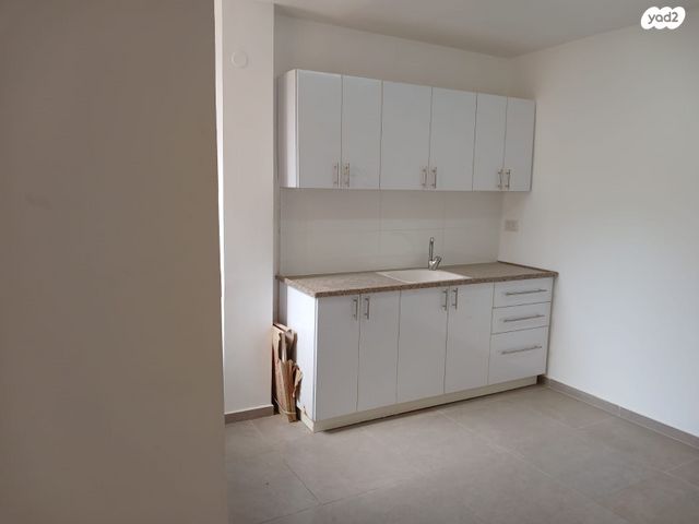 דירה, השר שפירא, בת ים