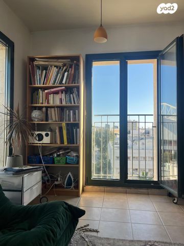 דירה, שדרות ירושלים 19, צפון יפו, המושבה האמריקאית-גרמנית, תל אביב יפו