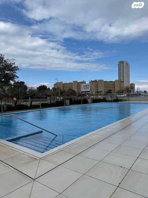 דירה, שדרות רחבעם זאבי, גבעת אולגה, חדרה