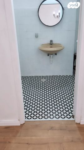 בית פרטי/ קוטג', יציאת אירופה 43, נווה עמל, הרצליה