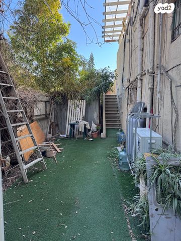 גג/ פנטהאוז, שפינוזה, שיכון גג, אזור