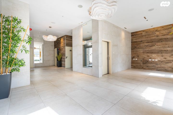 דירה, אדני פז, עין הים, חדרה