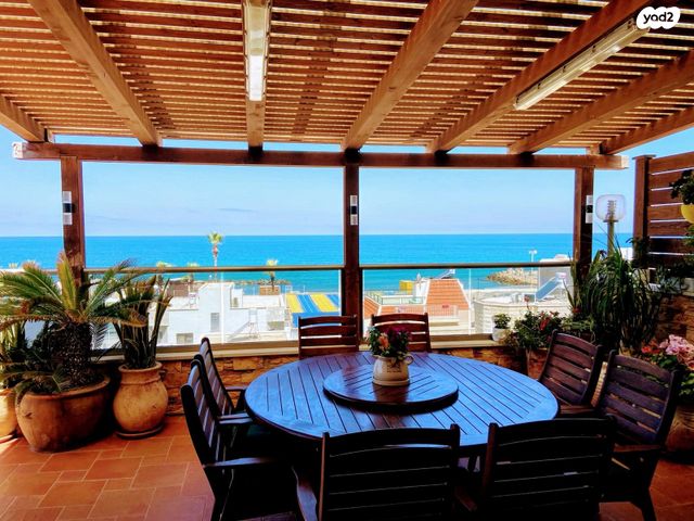 גג/ פנטהאוז, עיר, מרכז העיר, נהריה