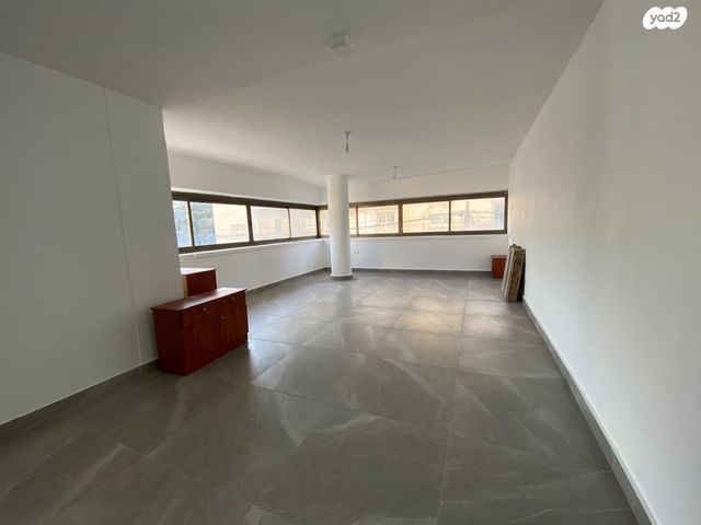 משרדים, סוקולוב 77, אגרובנק, חולון