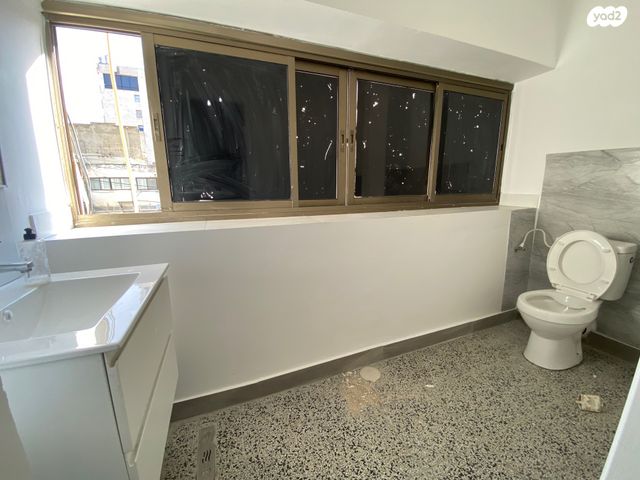 משרדים, סוקולוב 77, אגרובנק, חולון