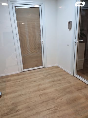 משרדים, דרך חברון, תלפיות, ירושלים