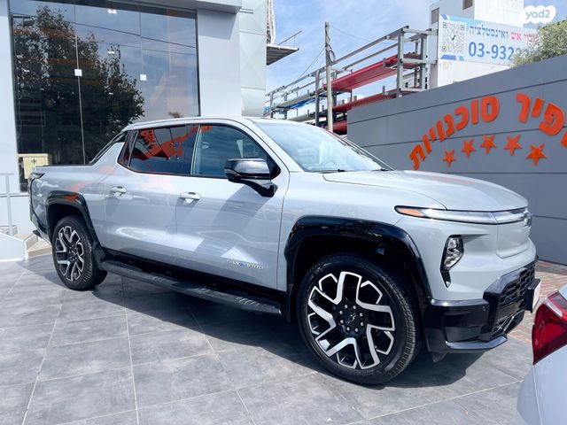 מודעת רכב שברולט סילברדו EV