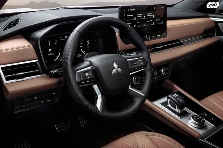 מיצובישי אאוטלנדר