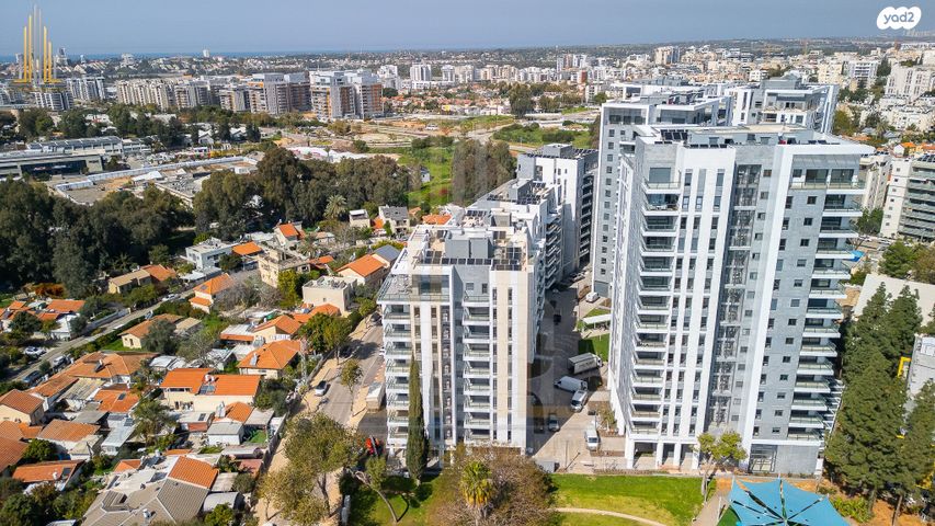 דירה, הר מירון, נווה ישראל, הרצליה