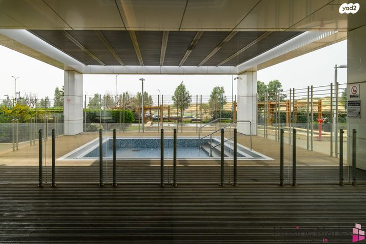 דירה, נתן יונתן, עיר ימים, נתניה