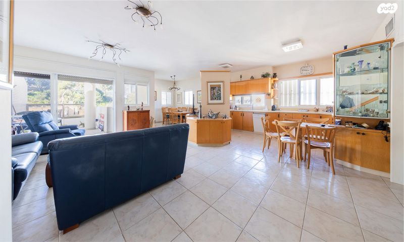 גג/ פנטהאוז, המעגל, שכונת חשמונאים, מרכז העיר א, רמת גן