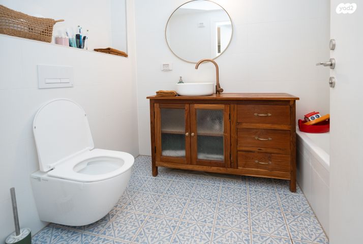 דירה, אבן עזרא, מרכז, הרצליה