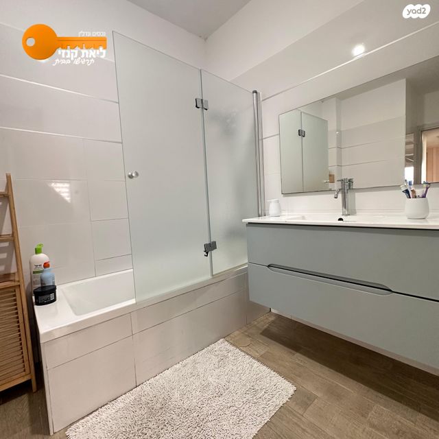 גג/ פנטהאוז, משה ברזני, הבנים, קרית גת