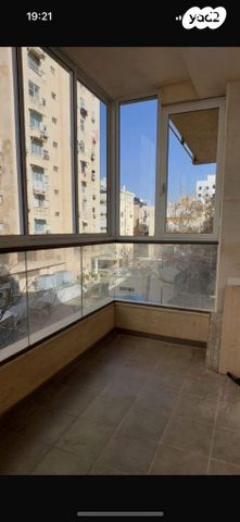 דירה, מסריק, בת ים