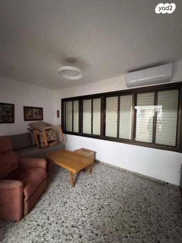 דירת גן, קרית ים