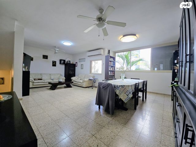 בית פרטי/ קוטג', רעננה