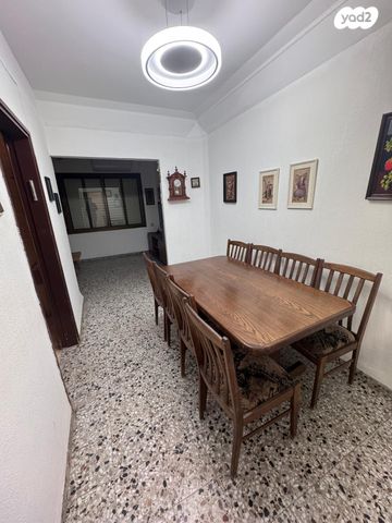 דירת גן, קרית ים