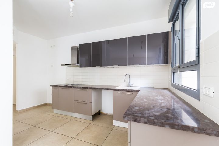 דירת גן, שדרות הרצל, בית הכרם, רמת בית הכרם, ירושלים