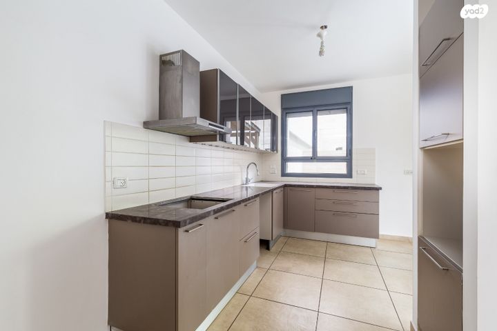 דירת גן, שדרות הרצל, בית הכרם, רמת בית הכרם, ירושלים