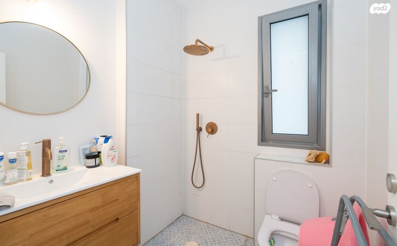 דירה, אבן עזרא, מרכז, הרצליה