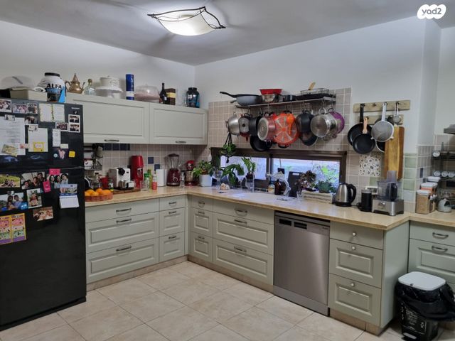 בית פרטי/ קוטג', אורנית, אורנית