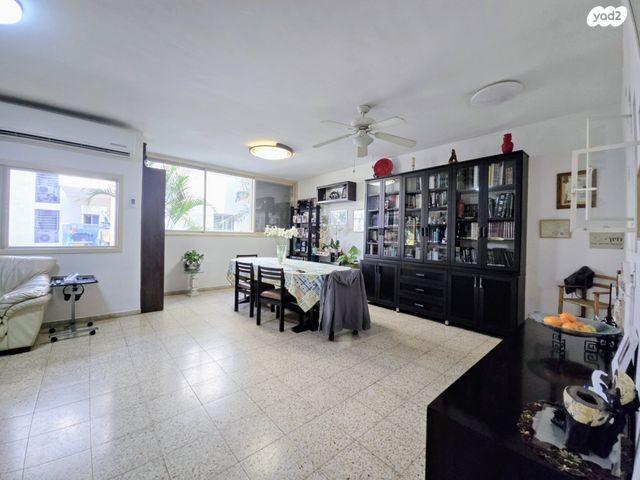 בית פרטי/ קוטג', רעננה