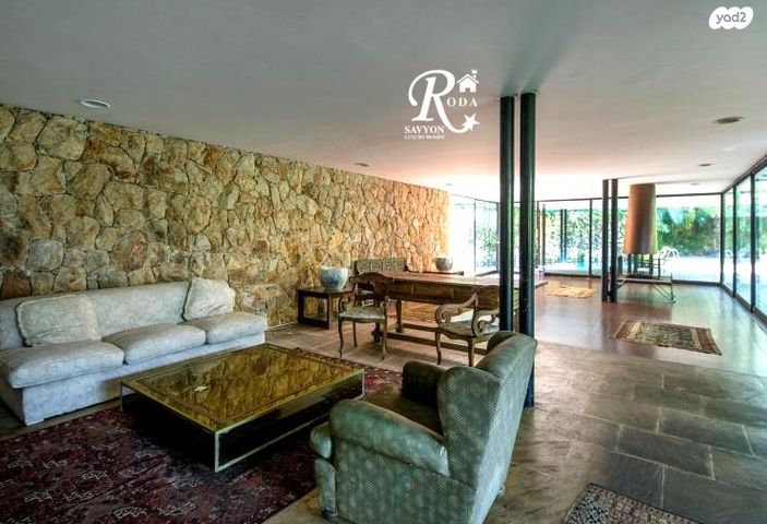 בית פרטי/ קוטג', סביון