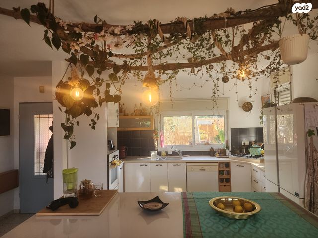 בית פרטי/ קוטג', כפר ורדים