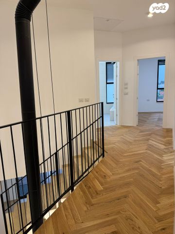 בית פרטי/ קוטג', שכונה 11, תל מונד