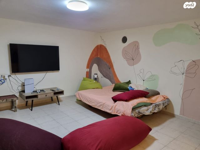 בית פרטי/ קוטג', אורנית, אורנית