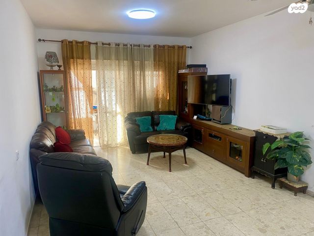 יצחק בן צבי 2