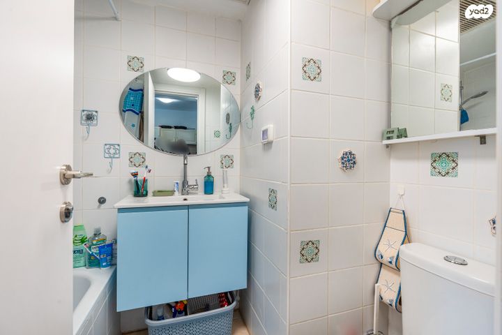 דירה, שדרות מנחם בגין 1, גבעת אולגה, חדרה