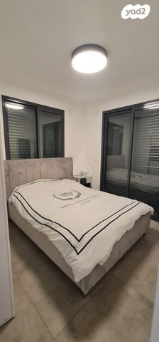 גג/ פנטהאוז, יוסף אהרונוביץ', שיכון ותיקים, חולון