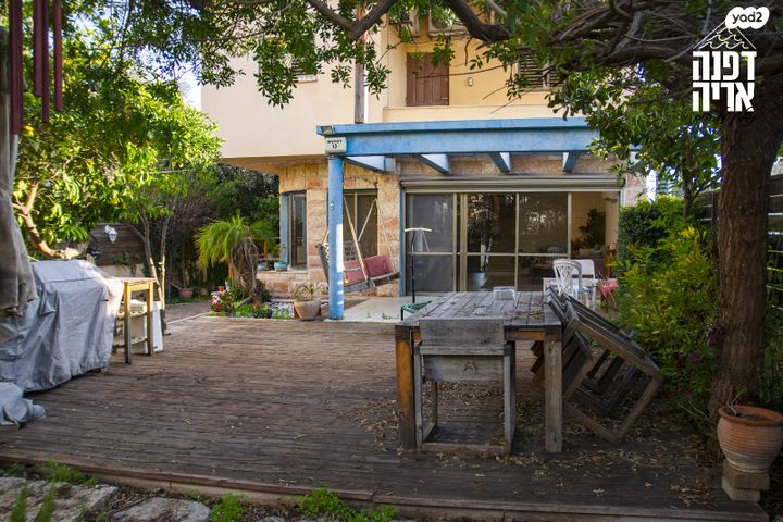 בית פרטי/ קוטג', הצוקים, עין הים, חדרה