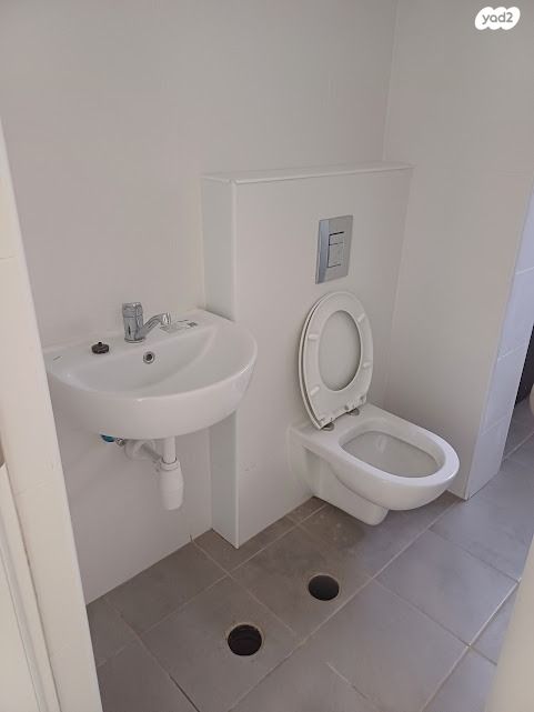 דו משפחתי, מעלה אפרים